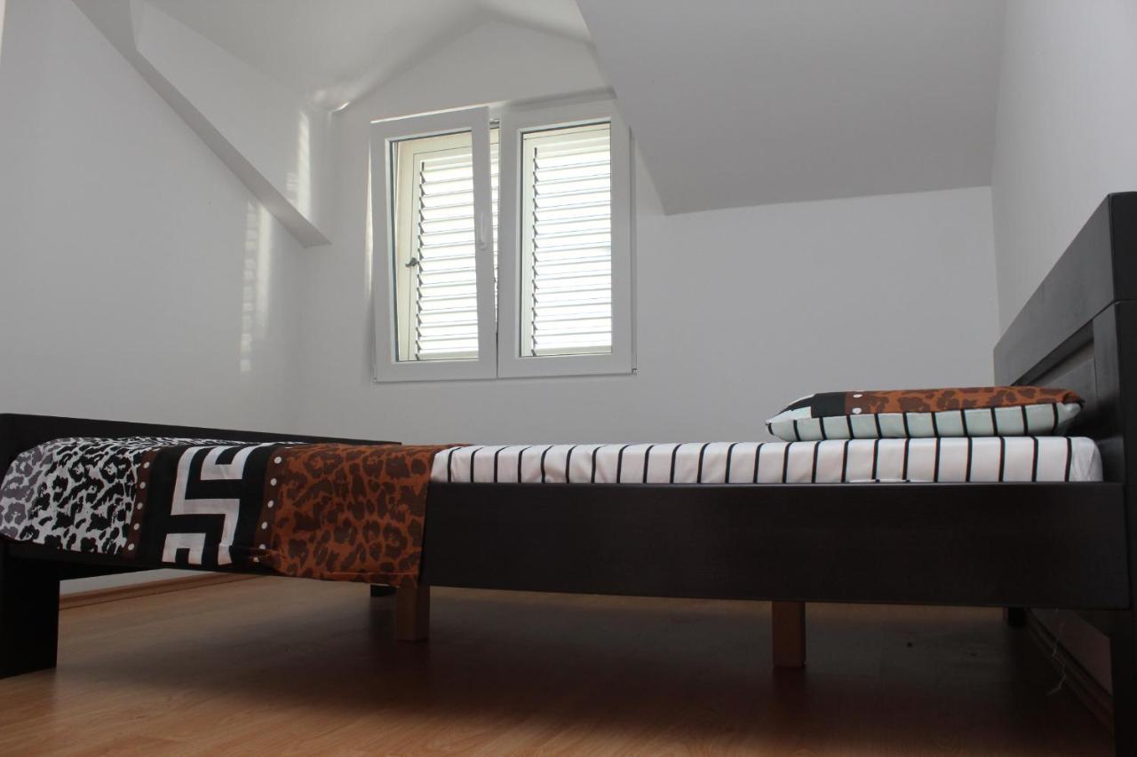 Penthouse By The Sea Apartment ติวัต ภายนอก รูปภาพ