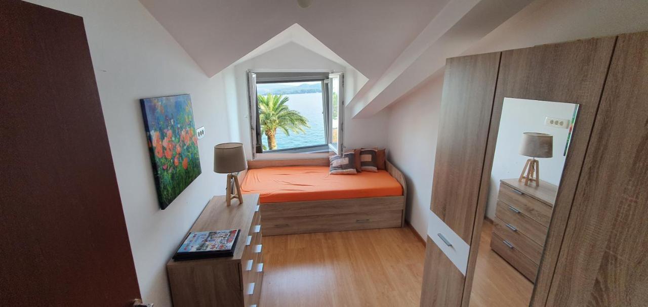 Penthouse By The Sea Apartment ติวัต ภายนอก รูปภาพ
